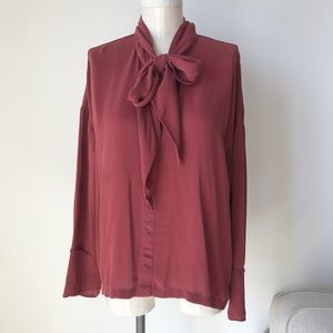 Theory Tops - Theory Scarf Ribbon Burgundy Top Theory Tops - Theory Scarf Ribbon Burgundy Top